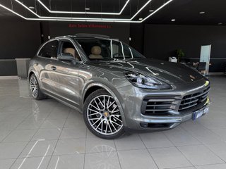 Porsche Cayenne 2021