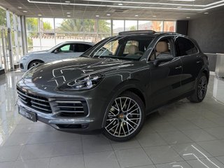 Porsche Cayenne 2021
