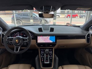 Porsche Cayenne 2021