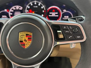 Porsche Cayenne 2021