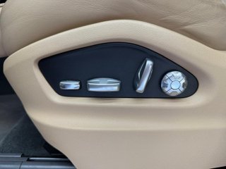 Porsche Cayenne 2021