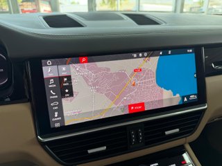Porsche Cayenne 2021