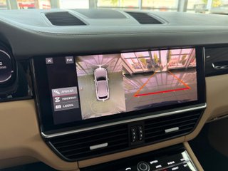 Porsche Cayenne 2021