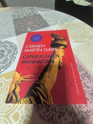 Libro Caperucita en manhattan 1ro de la eso
