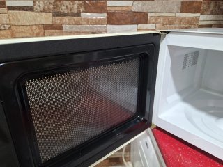 Microondas Taurus Instant Grill