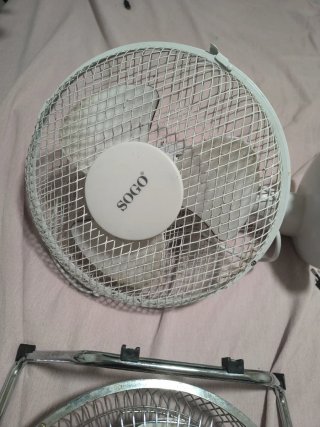 2 ventiladores pequeños