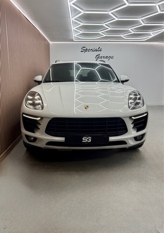 Porsche Macan S