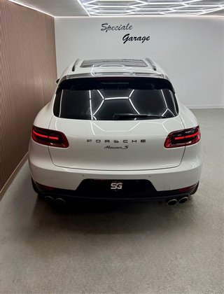 Porsche Macan S