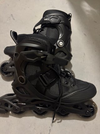 Patines en línea negros talla 39