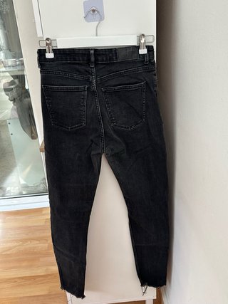 Vaqueros skinny tiro alto negros - Bershka
