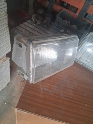 Faros Mercedes