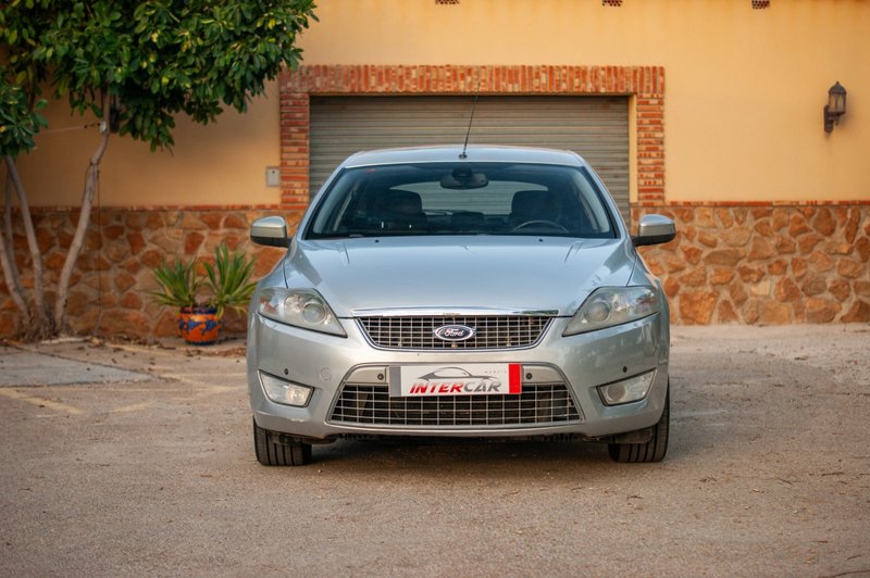 Ford Mondeo 2.0 TDCi Titanium 4p / 5p 2008, foto 3