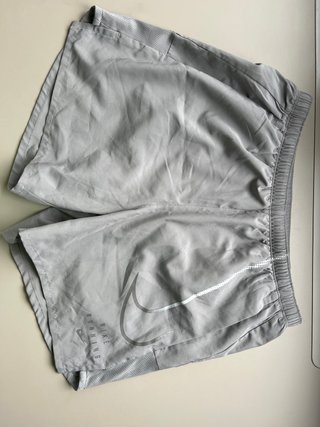 Pantalón corto Nike Running Talla S Gris