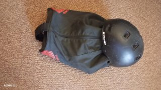 Casco Btwin y bolsa Oxelo,medida35