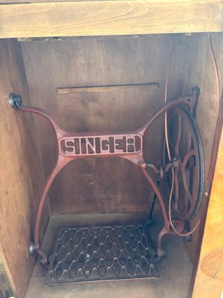 Máquina de coser Singer antigua