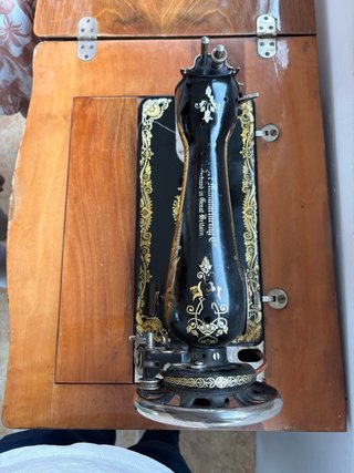 Máquina de coser Singer antigua