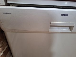 Lavavajillas Zanussi