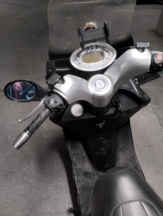 Moto revisada,con papeles,y la ITV recién pasada