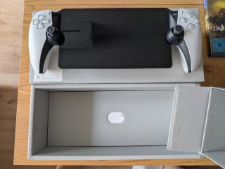 PS5 con lector + PS Portal + 2 Mandos + 7 Juegos