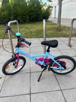 Bicicleta niña Btwin azul y rosa