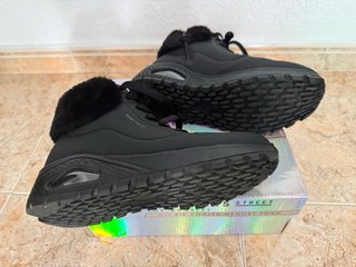 Botines Skechers Talla 39 Negras