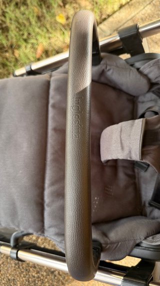 Inglesina Aptica 2024 Gris - Poco Uso