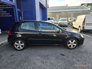 VOLKSWAGEN GOLF 2.0 TDI 140 CV GT SPORT