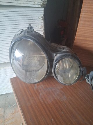 Faros Xenon Mercedes.
