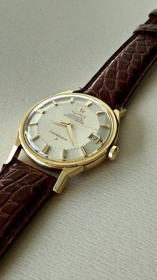 Omega Constellation Pie Pan 168.005/6 Oro