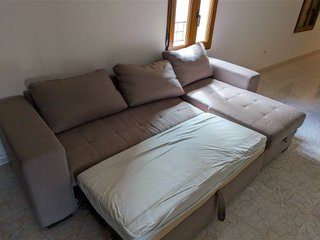 Sofá cama IKEA FRIHETEN chaise longue y arcón
