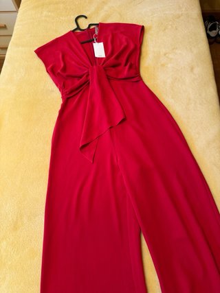 Mono rojo Mango invitada Talla S