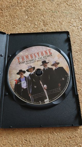 DVD Tombstone (La Leyenda de Wyatt Earp)