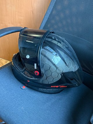 Casco MT Kre+ Carbon Homologación FIM