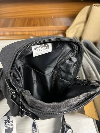Bandolera The North Face Negra 20x15cm