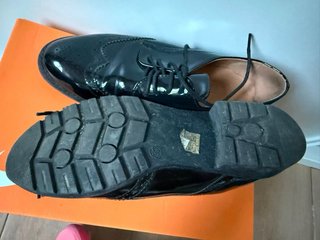 Zapatos de vestir negros charol