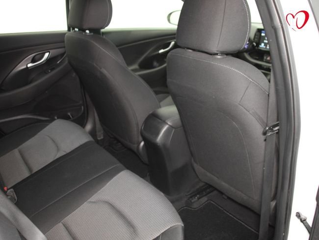 Hyundai i30 CW 1.6 CRDI KLASS 2020, foto 28