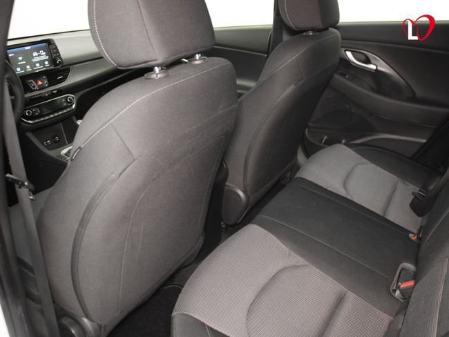 Hyundai i30 CW 1.6 CRDI KLASS 2020, foto 30
