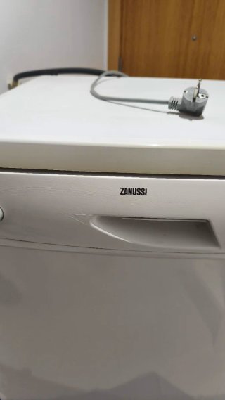 Lavavajillas Zanussi