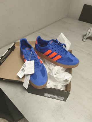 Zapatillas Adidas Azul y Naranja