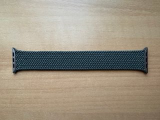 Apple Watch 45mm. Olive Braided Loop 11