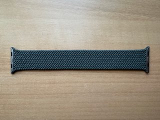 Apple Watch 45mm. Olive Braided Loop 11