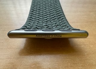 Apple Watch 45mm. Olive Braided Loop 11