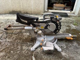 Sierra Ingletadora Radial Titan 1800W