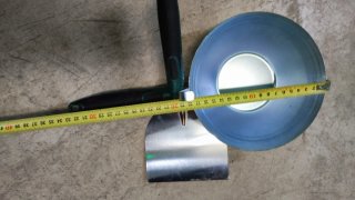 Espátula y rasqueta metálica