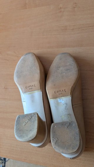 Zapatos Gloria Ortiz Beige Mujer