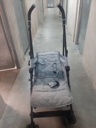Silla de paseo Silver Cross gris