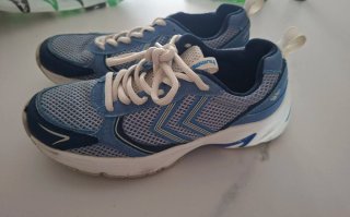 Zapatillas Hummel Azul y Blanco