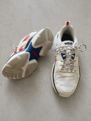 Zapatillas Reebok Blancas y Rojas