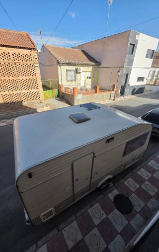 Caravana Aventó TLH 420 Luxe de -750kg ficha verde