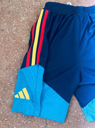 Pantalón Entrenamiento España Adidas 2026